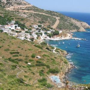 THYMENA (Island) FOURNI - Greek Travel Pages