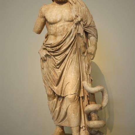 'Αγαλμα του Ασκληπιού. Βρέθηκε στο Ασκληπιείο της Επιδαύρου, σήμερα στο Εθνικό Αρχαιολογικό Μουσείο, ΑΣΚΛΗΠΙΕΙΟ ΕΠΙΔΑΥΡΟΥ (Αρχαίο ιερό) ΑΡΓΟΛΙΔΑ