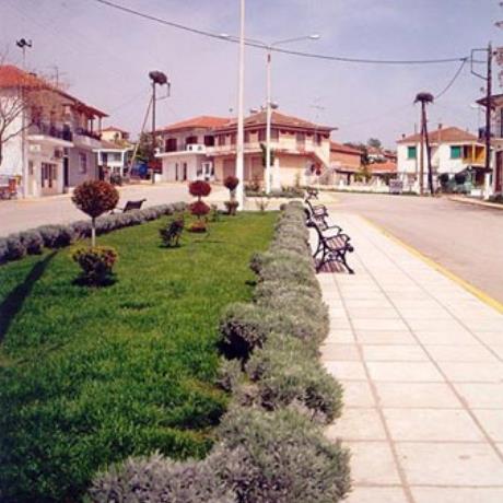 Pethelinos, the central square, PETHELINOS (Village) SERRES