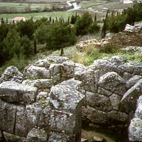 Labyrinth entrance from E - Cichyrus (Ephyre), KICHYROS (Ancient city) EPIRUS