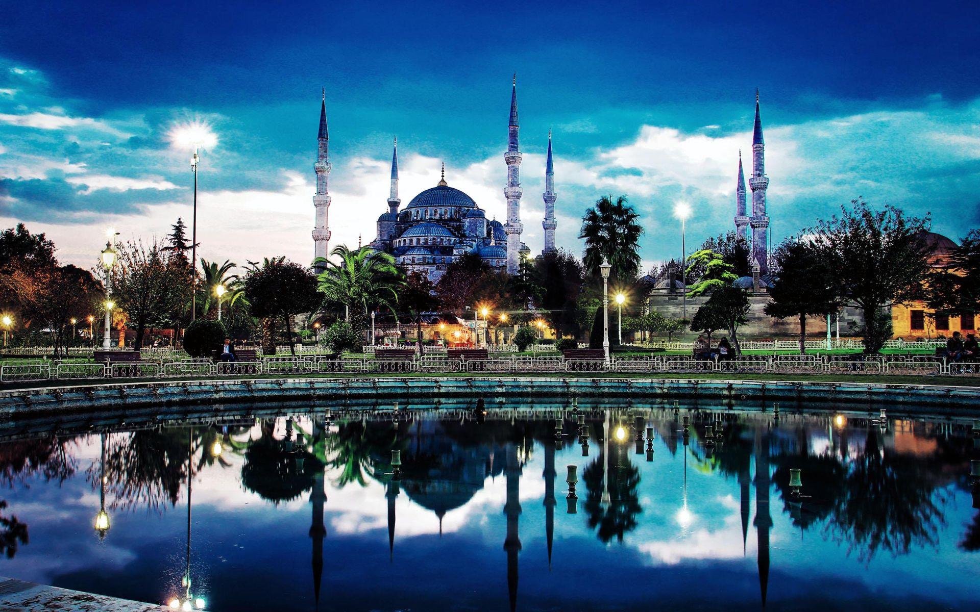 Blue Mosque (called Sultanahmet Camii) ISTANBUL (Town) TURKEY
