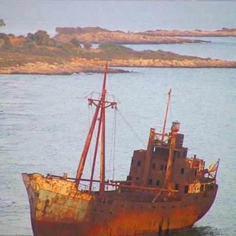 Ship wreck, SELINITSA (Settlement) GYTHIO