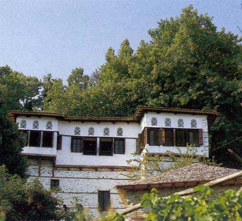 A traditional guesthouse  VYZITSA (Village) SOUTH PELION