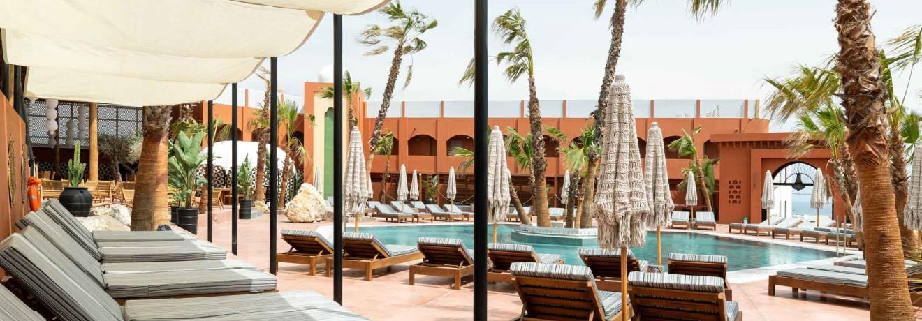 Marakesh Oasis of Pleasure - Sunbeds by the pool