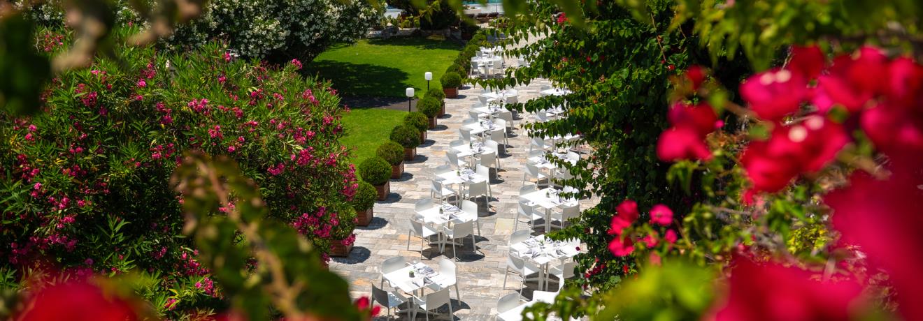 Main Restaurant - Outdoor